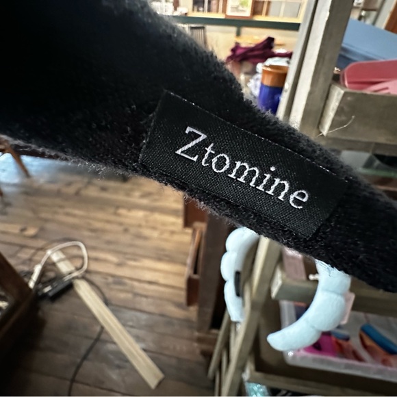 2 headbands. Soft - Picture 2 of 3